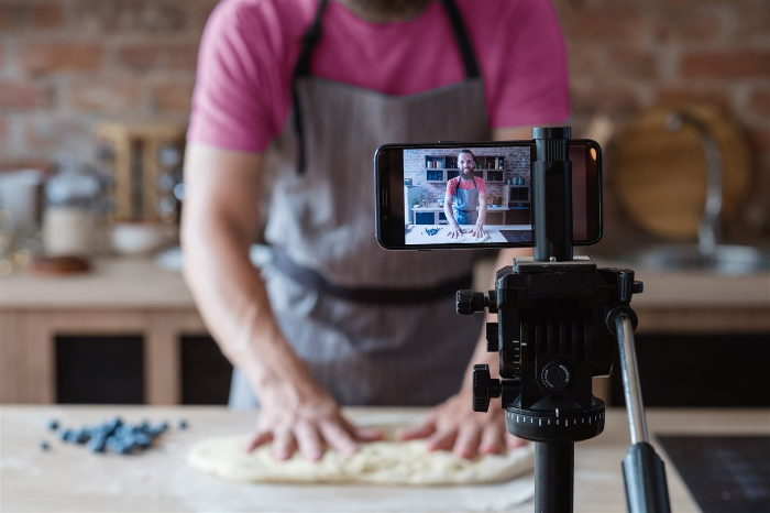 From screen to spoon: How your phone can turn you into a master chef